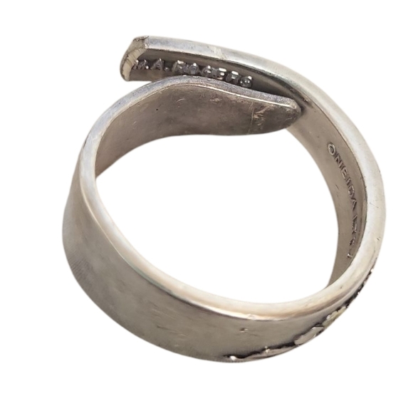 M.A.Rogers Oneida Floral Silver Ring - Picture 4 of 9